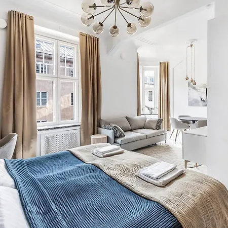 Wehost Marble And Brands In The Heart Of @vuorikatu 8