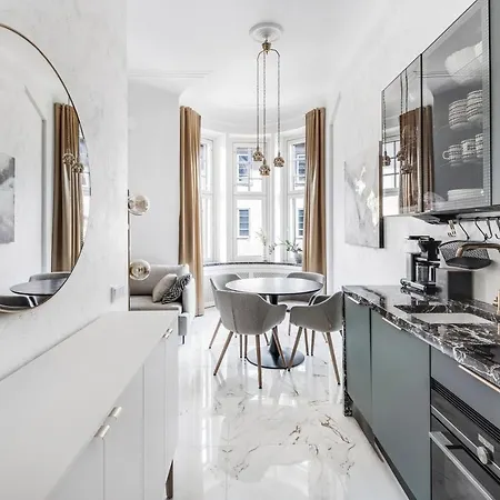 Wehost Marble And Brands In The Heart Of @vuorikatu 8 Apartament *