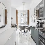 Wehost Marble And Brands In The Heart Of @vuorikatu 8 Appartement *